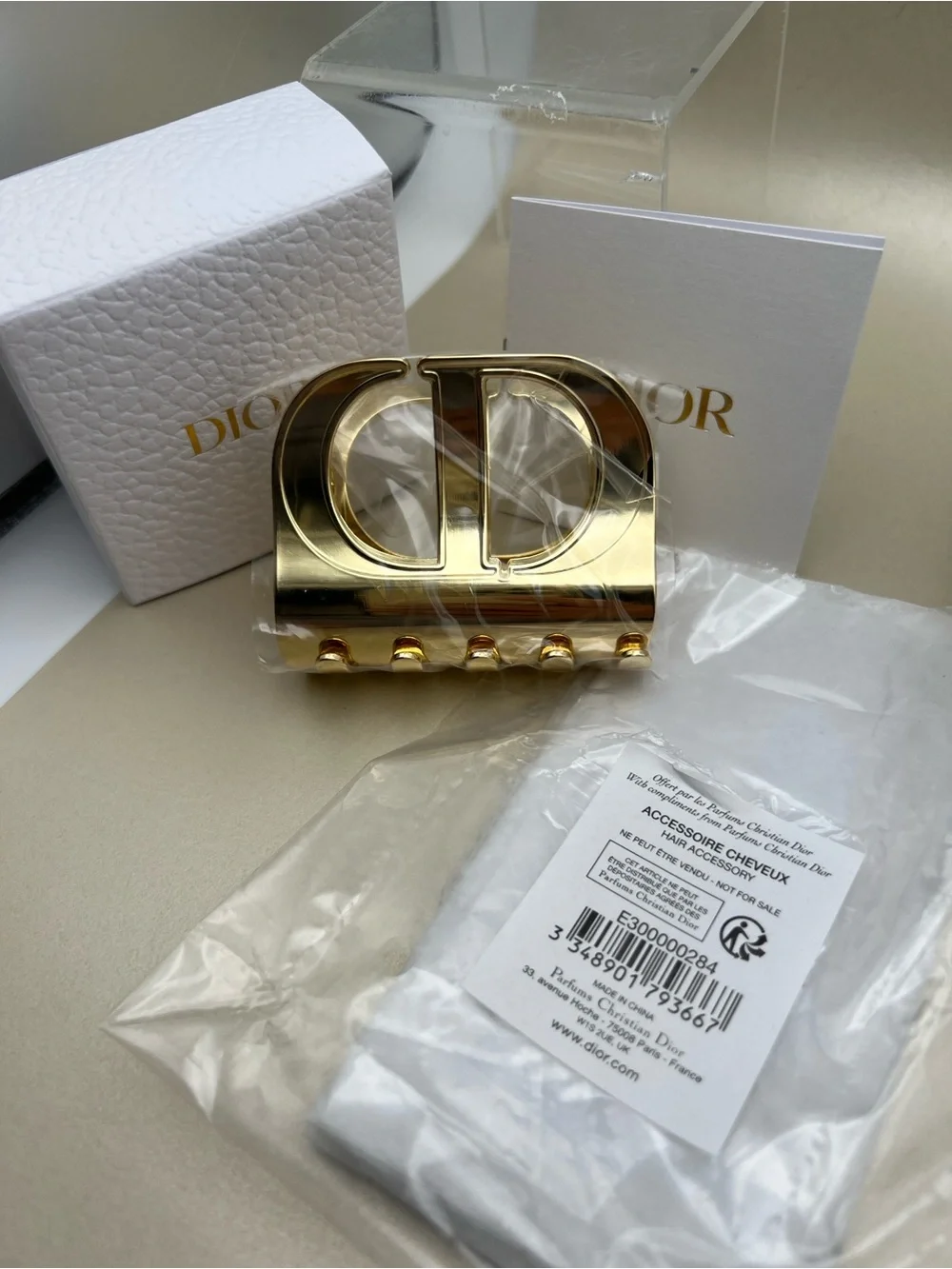 Dior CD Logo Gold Tone Polished Metal Beauty Hair Claw Clip NWT Limited Edition